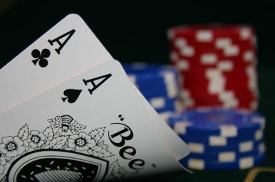 как устроен онлайн покер