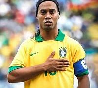 Роналдиньо биография карьера